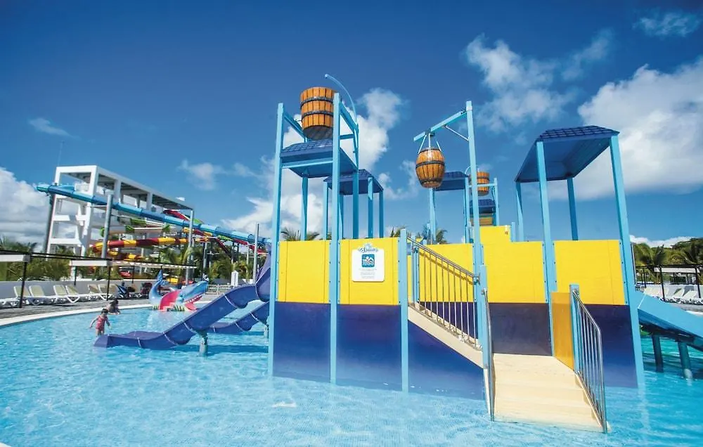 Hotel Riu Naiboa Punta Cana 4*,