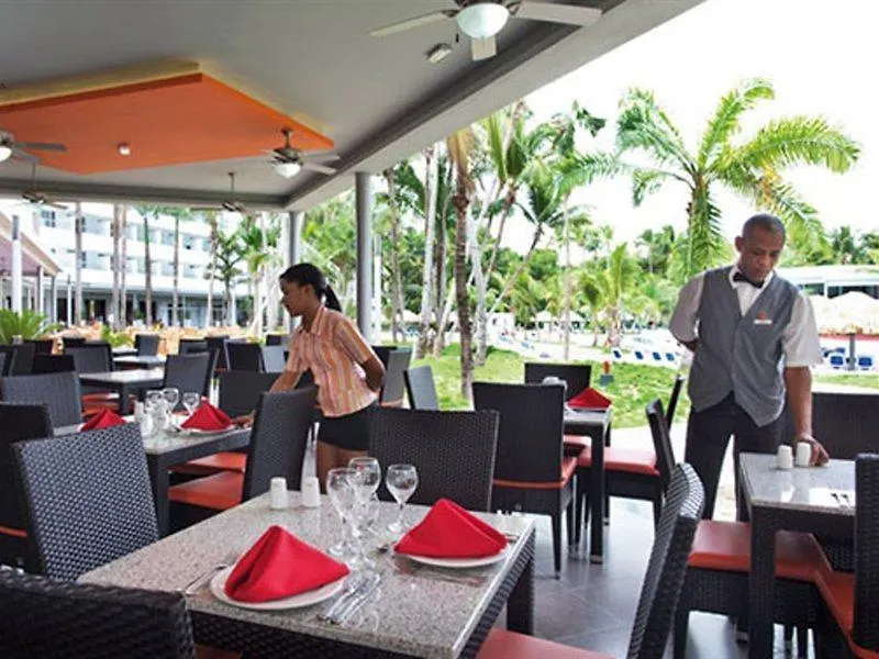 Hotel Riu Naiboa Punta Cana