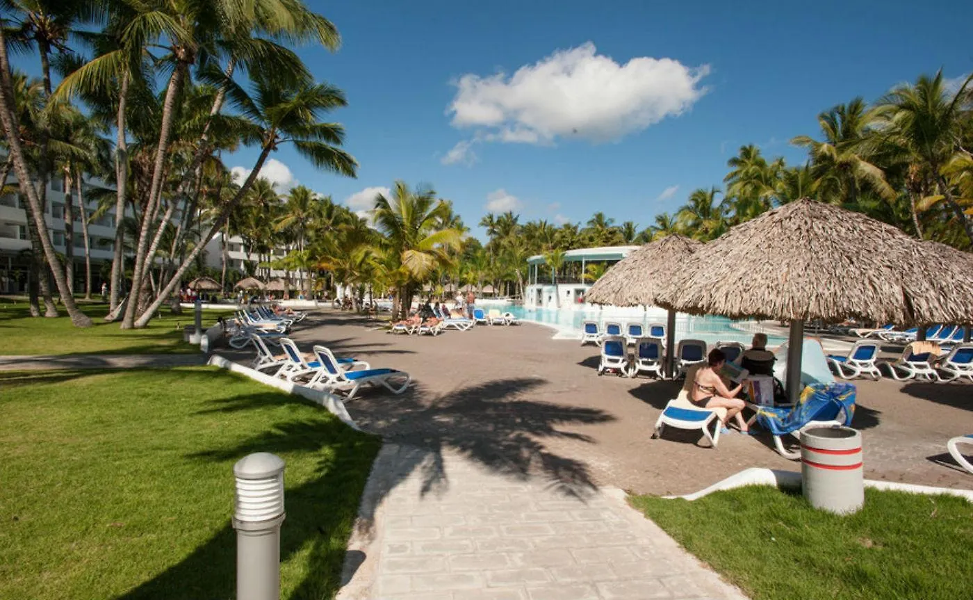Hotel Riu Naiboa Punta Cana 4*,